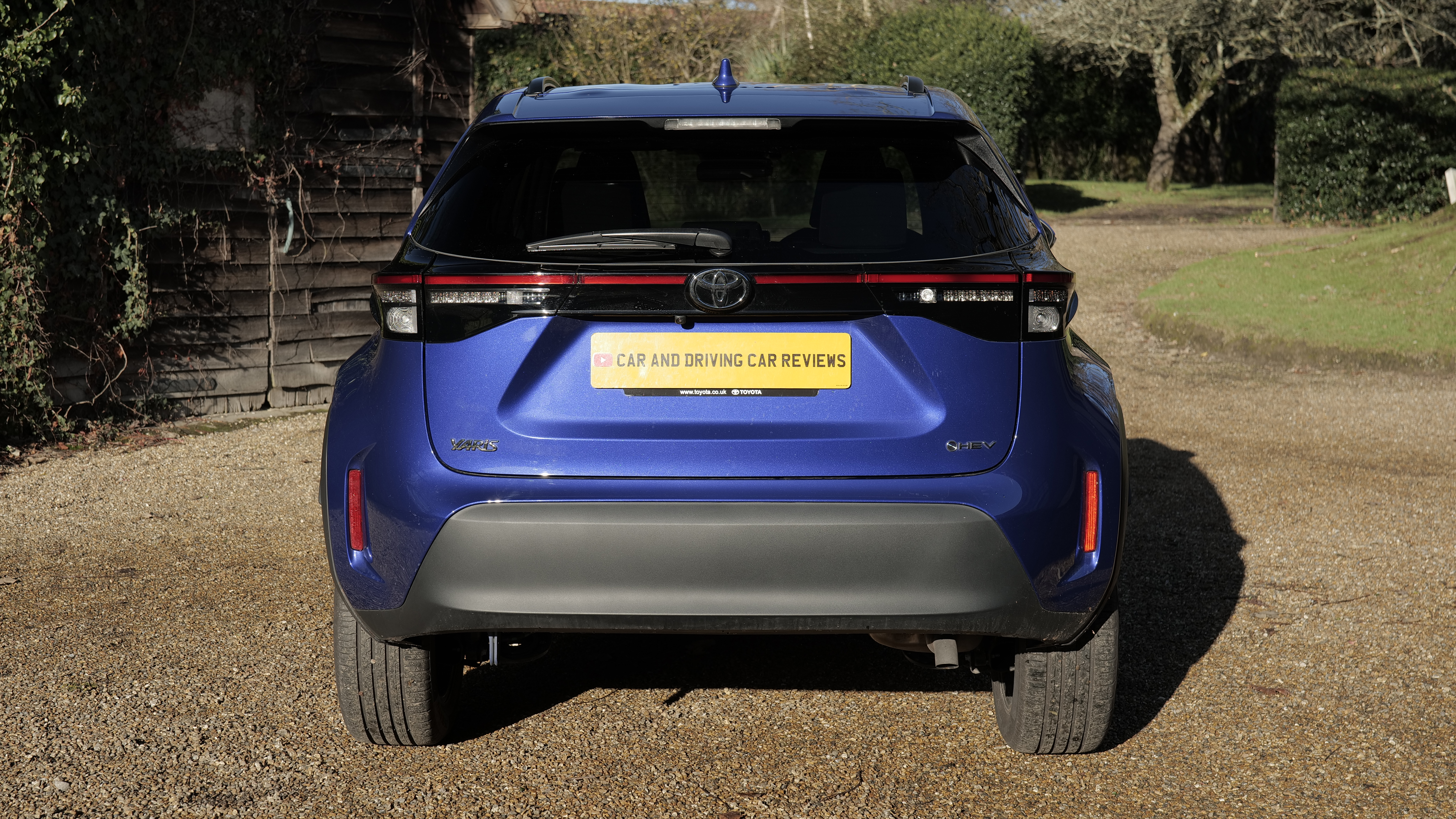 TOYOTA YARIS CROSS ESTATE 1.5 Hybrid Icon 5dr CVT